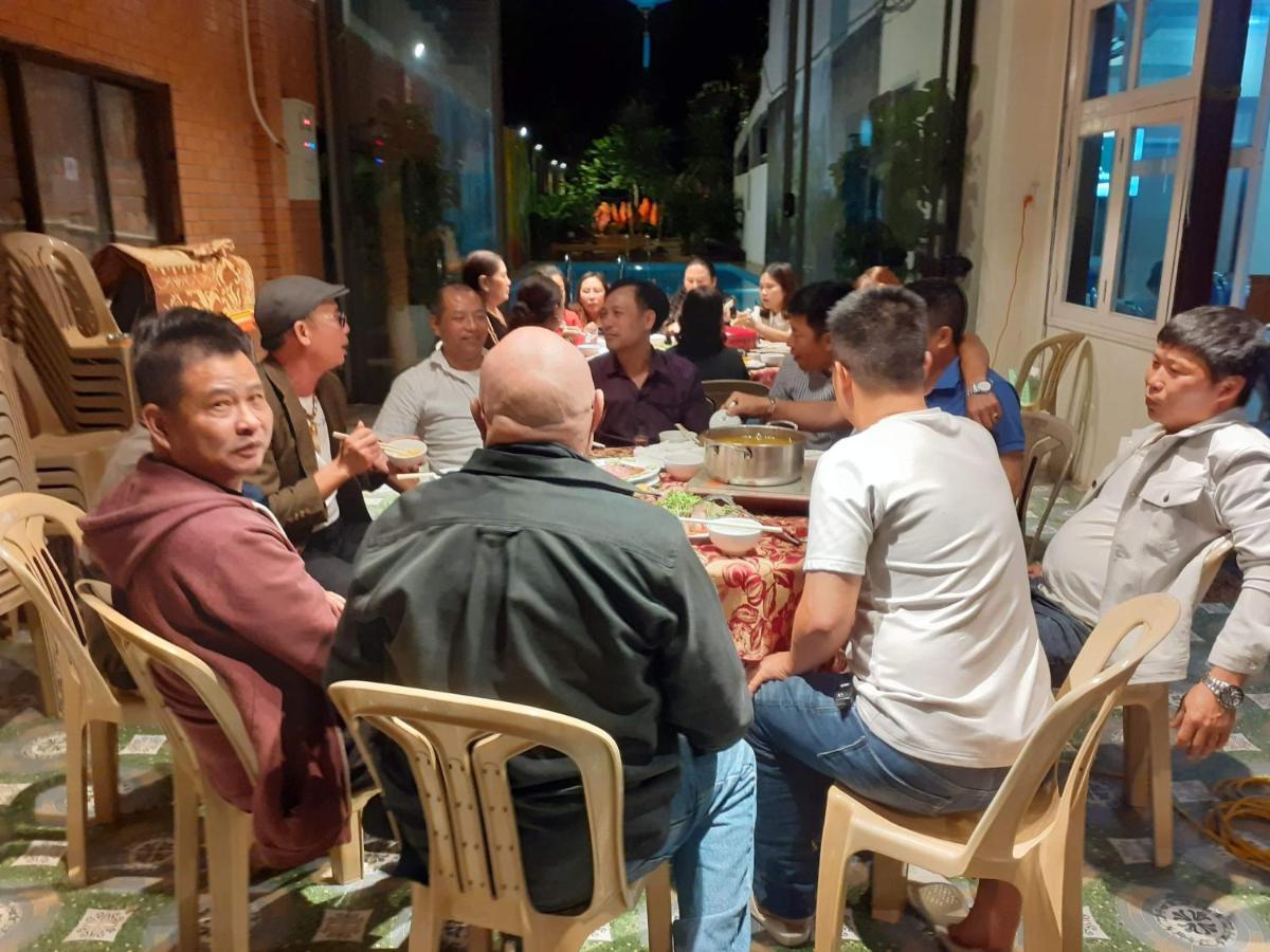 Thien Thanh Hotel Phong Nha Buitenkant foto